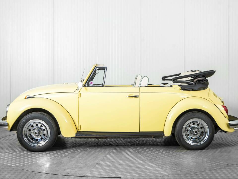 Immagine 9/50 di Volkswagen Käfer 1302 (1971)