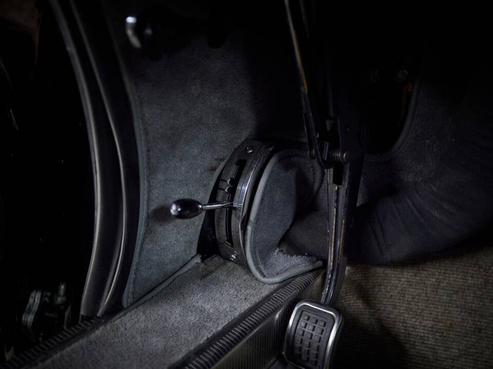 Image 91/97 of Citroën DS 20 Chapron (1972)