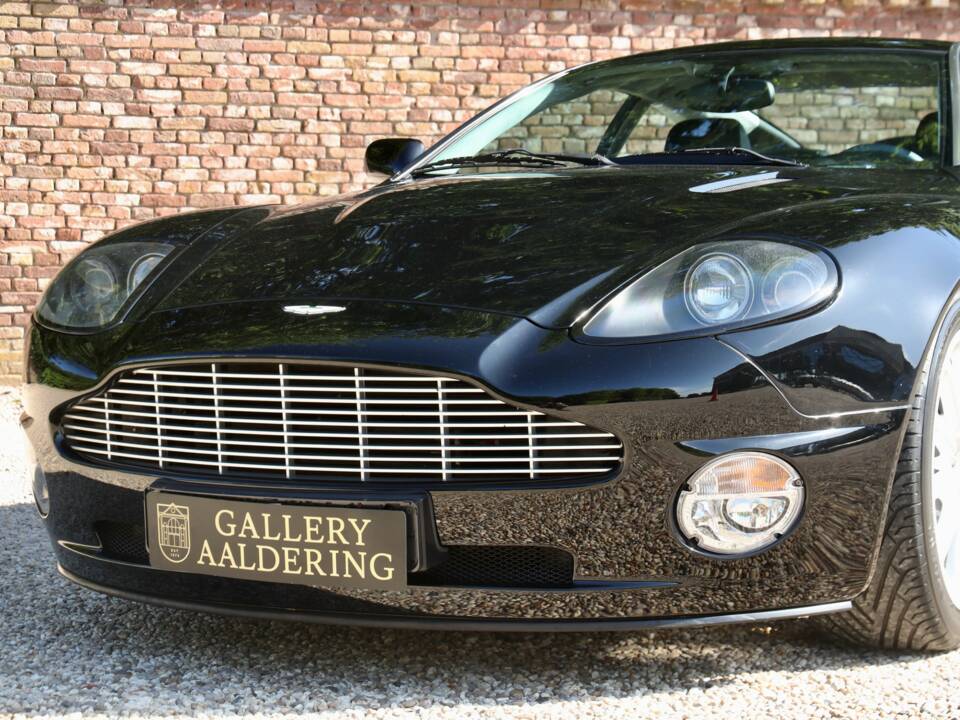 Image 50/50 of Aston Martin V12 Vanquish (2002)