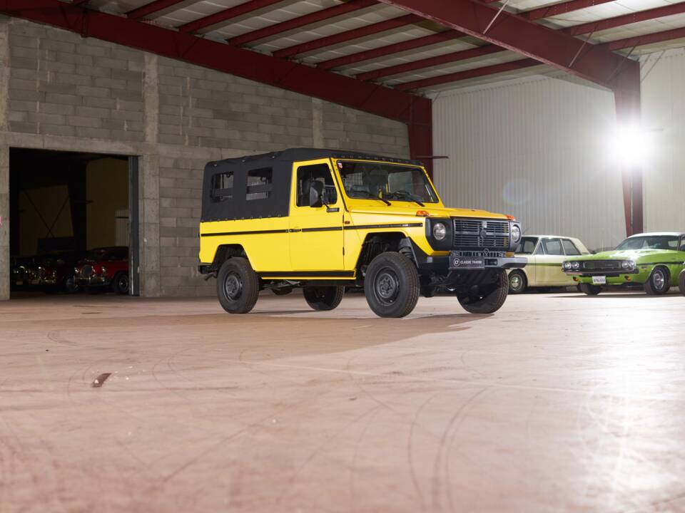 Image 16/43 of Steyr-Puch 230 GE (LWB) (1993)