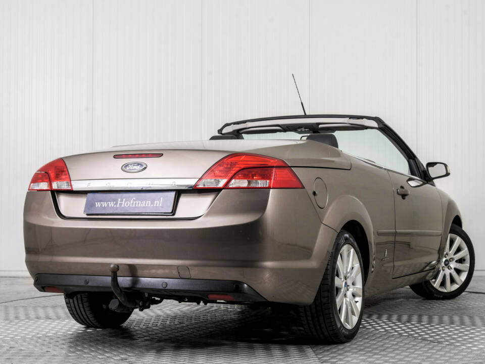 Image 37/50 of Ford Focus CC 2.0 (2008)