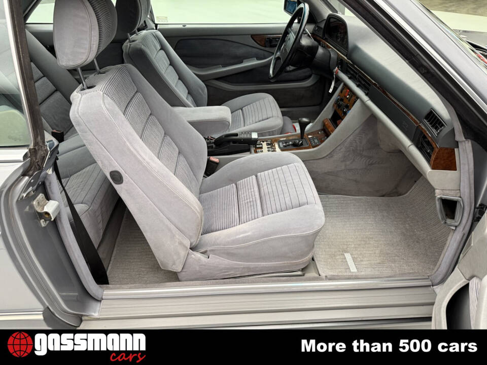 Bild 15/15 von Mercedes-Benz 560 SEC (1990)