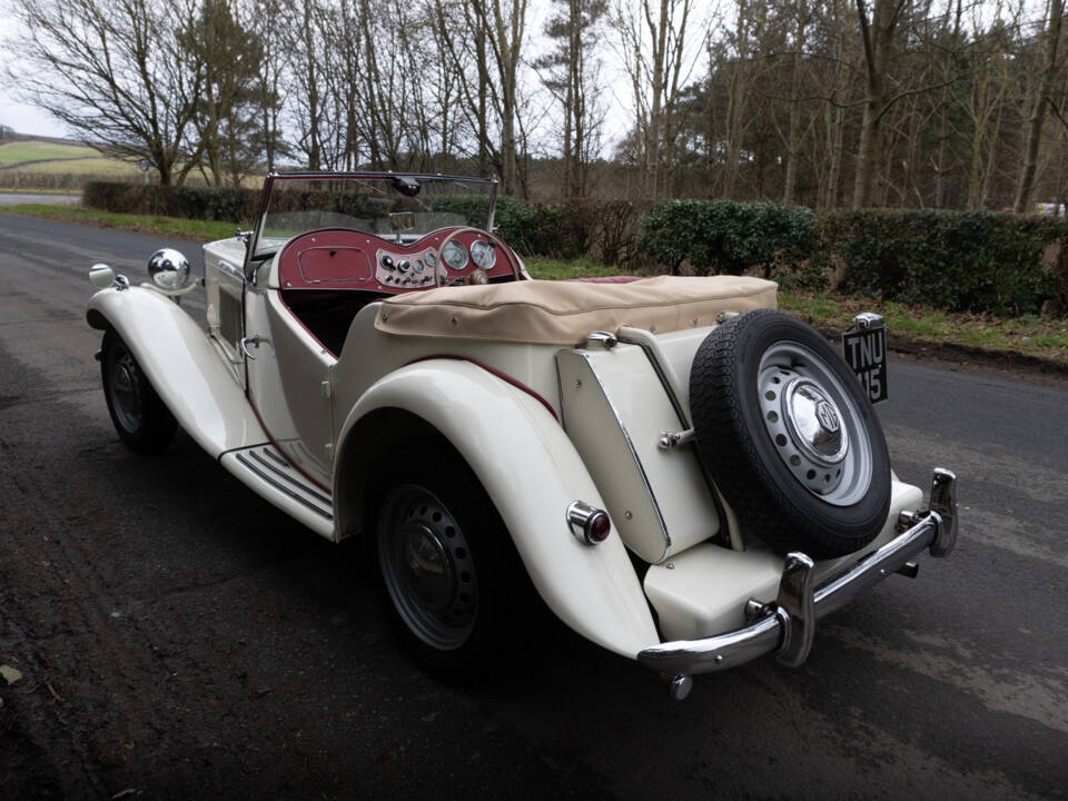 Image 4/13 of MG TD (1953)