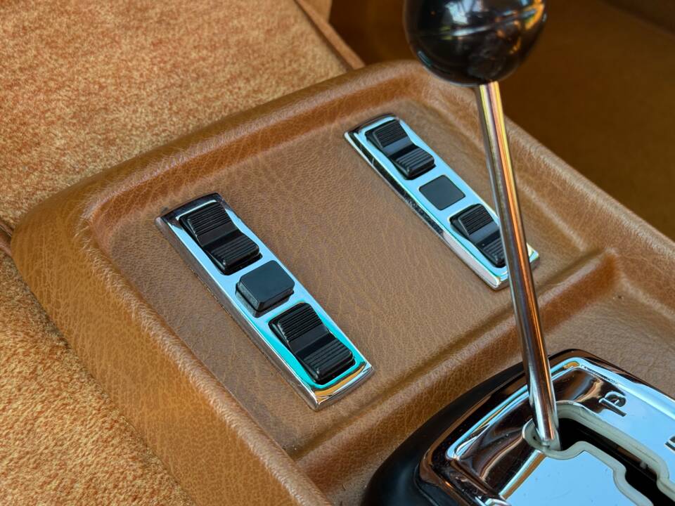 Image 38/39 of Mercedes-Benz 300 SEL 6.3 (1970)