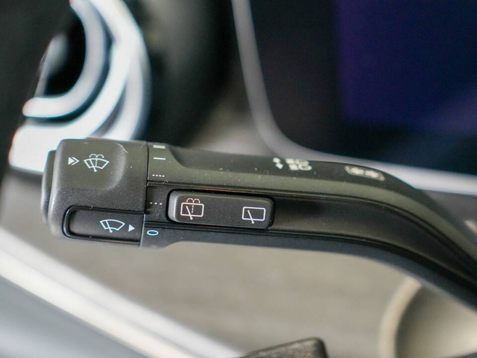 Image 30/50 de Mercedes-Benz V 300 d (2025)