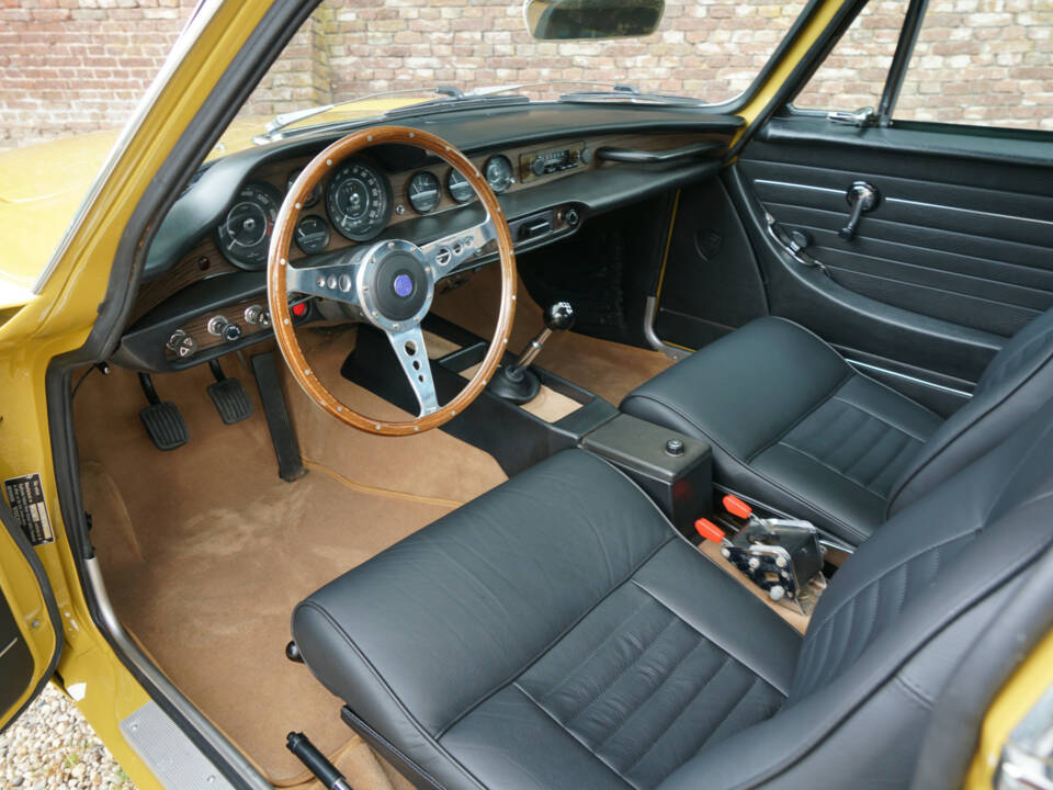 Image 11/50 de Volvo 1800 E (1971)