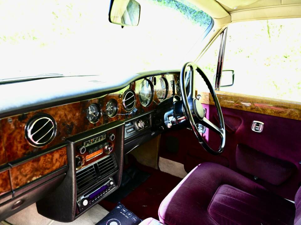 Bild 21/50 von Rolls-Royce Silver Shadow I (1977)