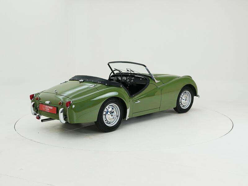 Image 2/15 of Triumph TR 3A (1958)