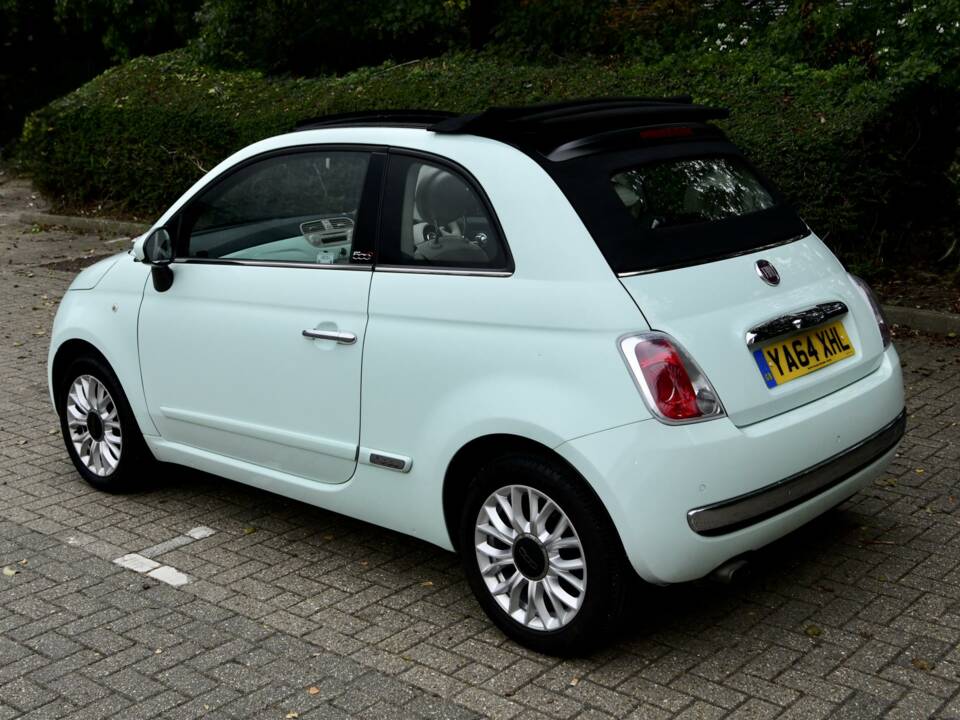 Image 11/45 of FIAT 500 C (2015)