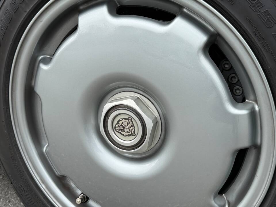 Bild 32/55 von Jaguar XJ 220 (1993)