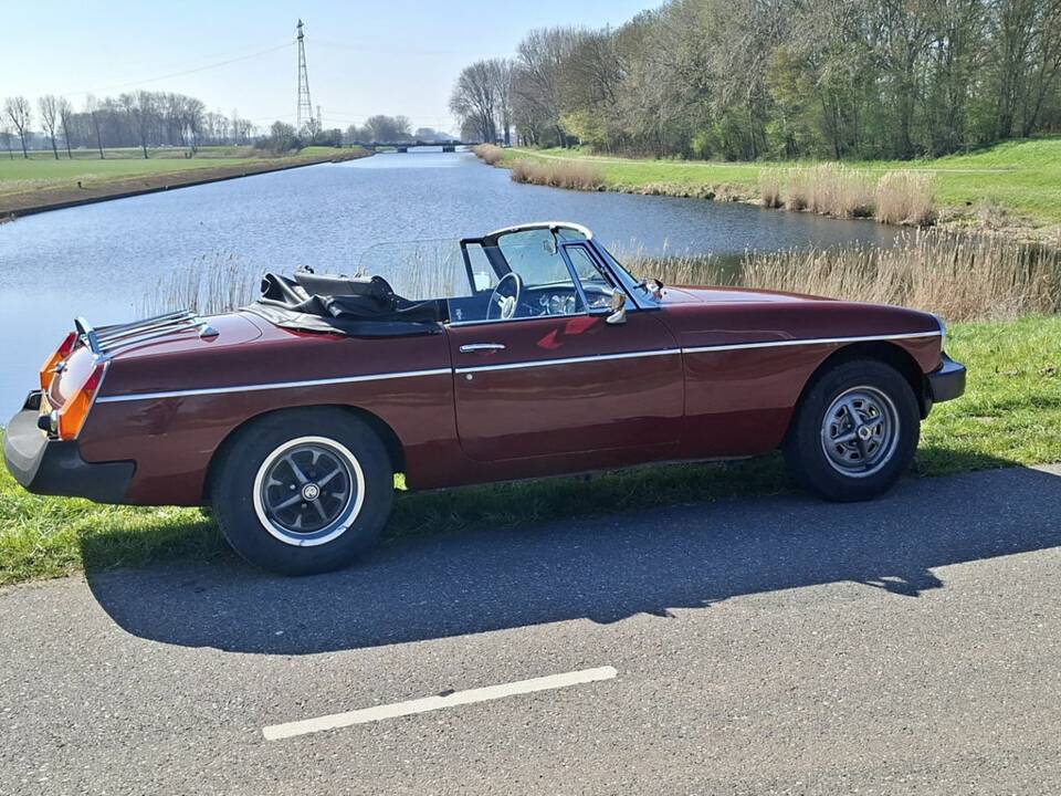 Afbeelding 3/8 van MG MGB (1978)