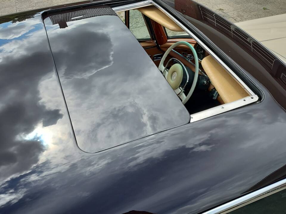 Bild 14/29 von Mercedes-Benz 280 SE (1968)