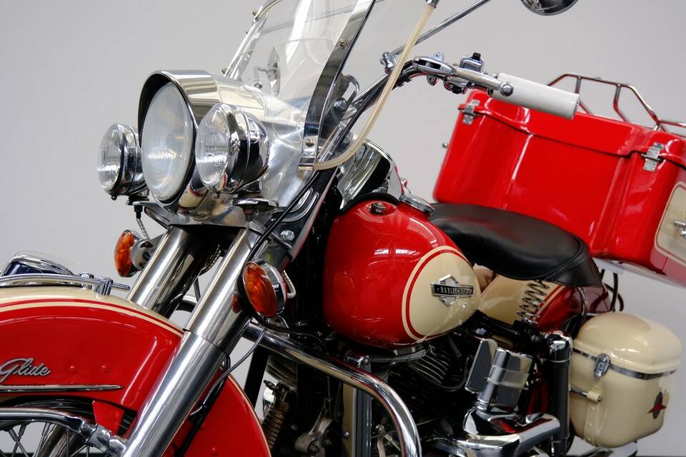 Image 34/75 of Harley-Davidson FL Panhead (1965)