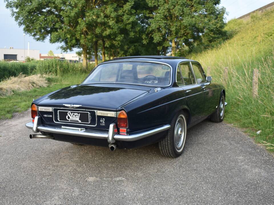 Bild 6/37 von Jaguar XJ 6 4.2 (1972)