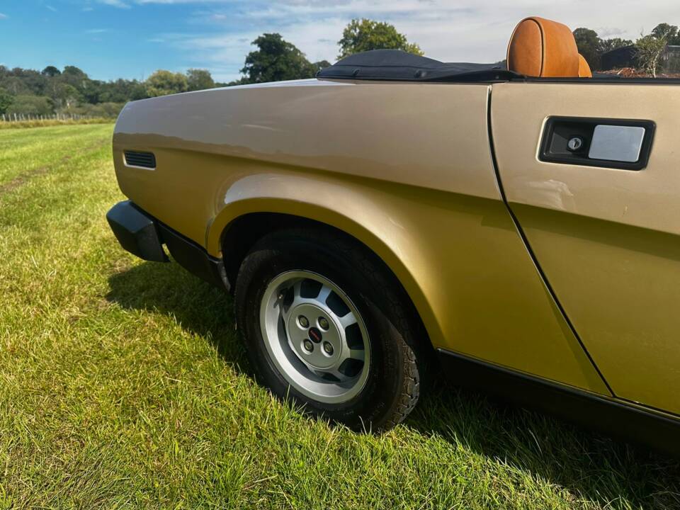 Image 14/50 de Triumph TR 7 Europa (1982)