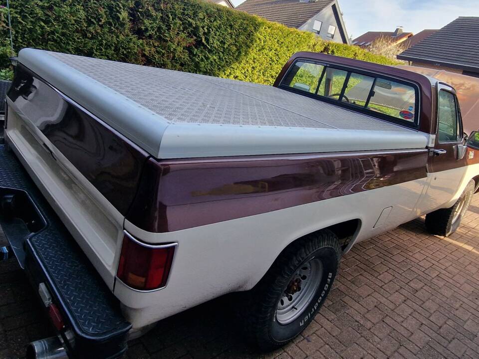 Immagine 13/110 di GMC Sierra 2500 (1975)