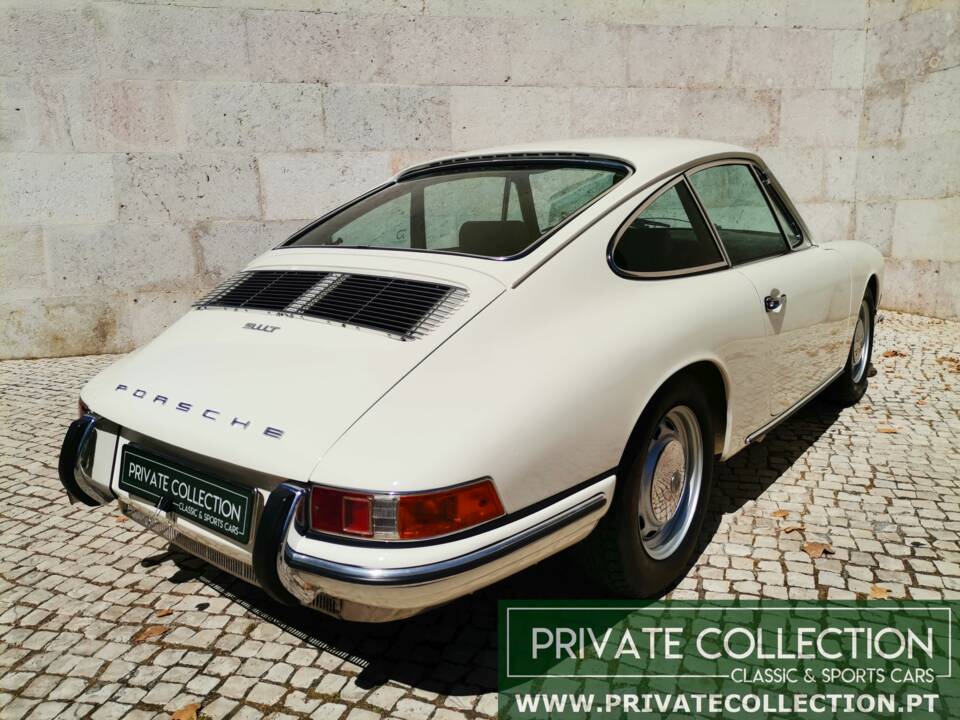 Image 3/100 of Porsche 911 2.0 (1968)