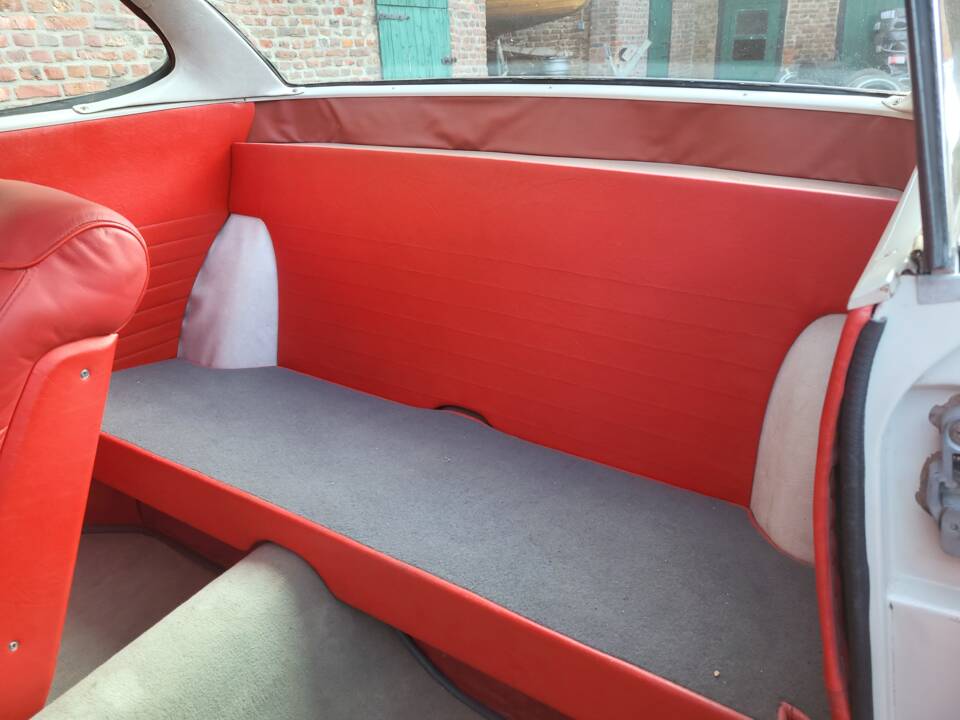 Bild 22/40 von Ford Consul Capri (1962)