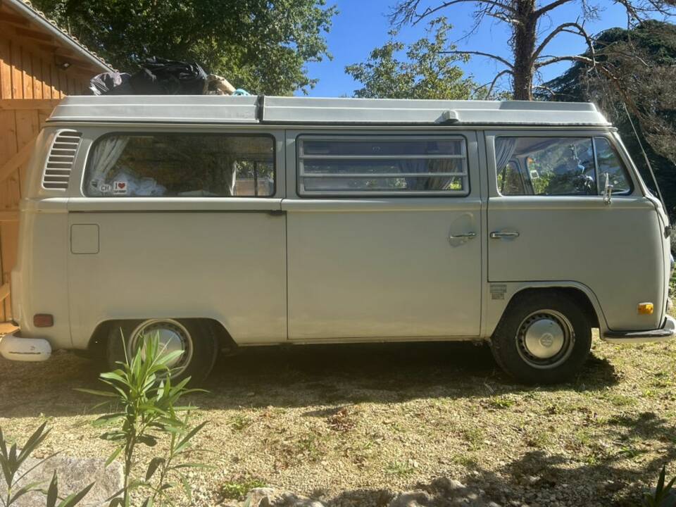 Bild 8/8 von Volkswagen T2 Brasil Camper (1971)