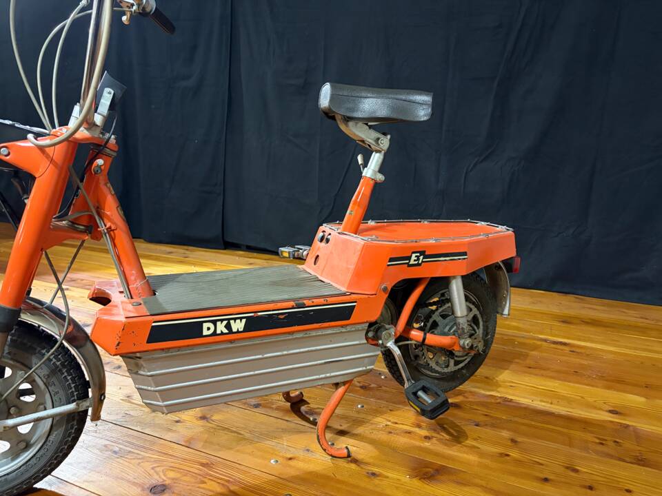 Image 9/17 de Triumph (TWN) Tessy (1957)