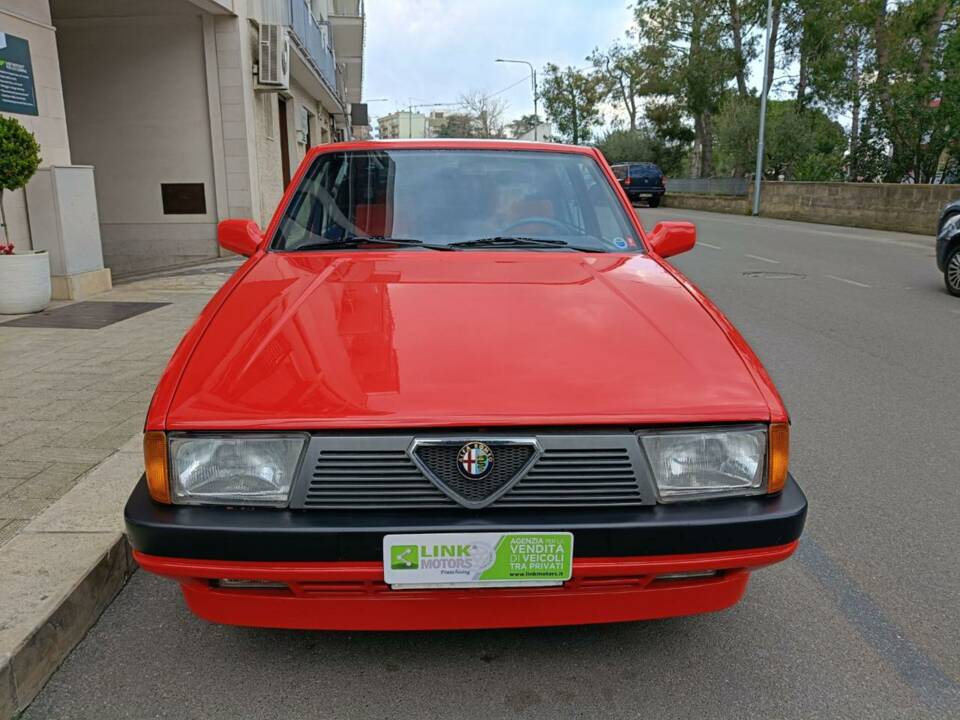 Image 6/42 of Alfa Romeo 75 1.8 (1991)