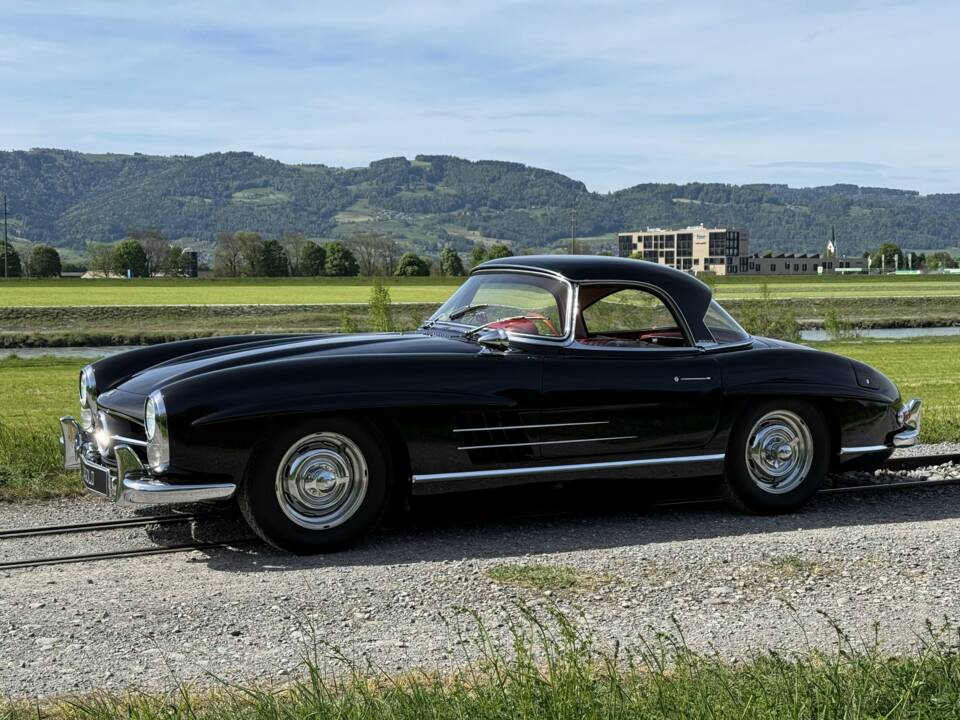 Afbeelding 3/48 van Mercedes-Benz 300 SL Roadster (1958)