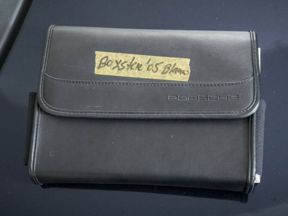 Image 42/50 of Porsche Boxster (2005)