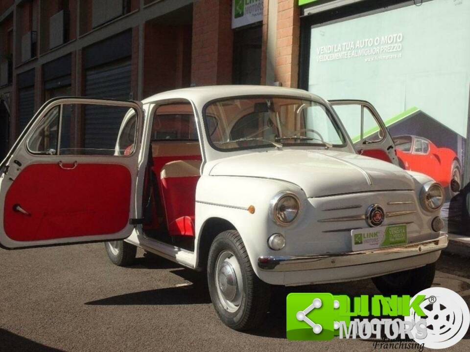 Immagine 4/10 di FIAT 600 D (1963)