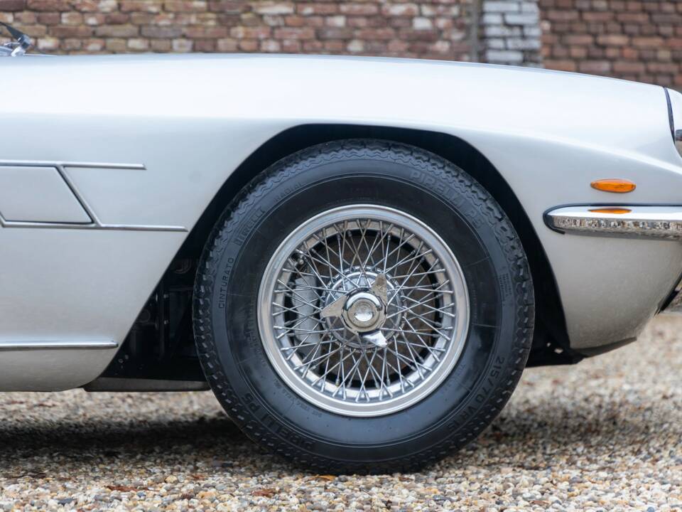 Image 33/50 of Maserati Mistral 4000 (1966)
