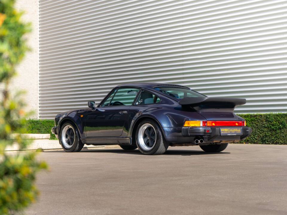 Imagen 18/33 de Porsche 911 Turbo 3.3 (1988)