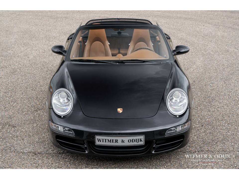 Image 10/32 of Porsche 911 Carrera S (2005)