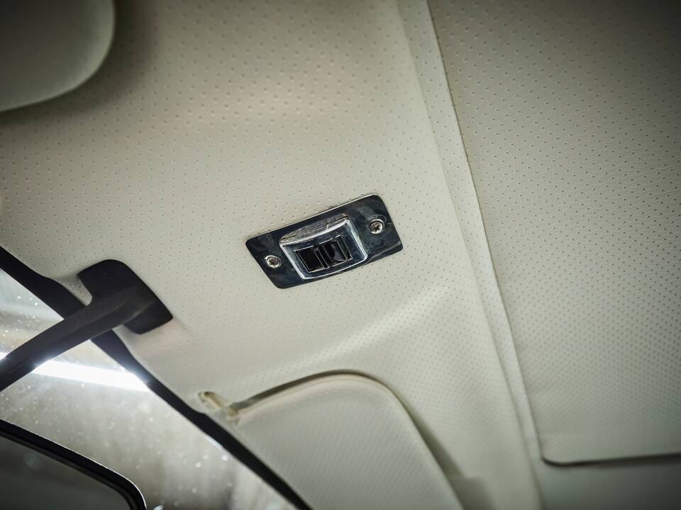 Image 74/100 of BMW 3.0 CSi (1973)