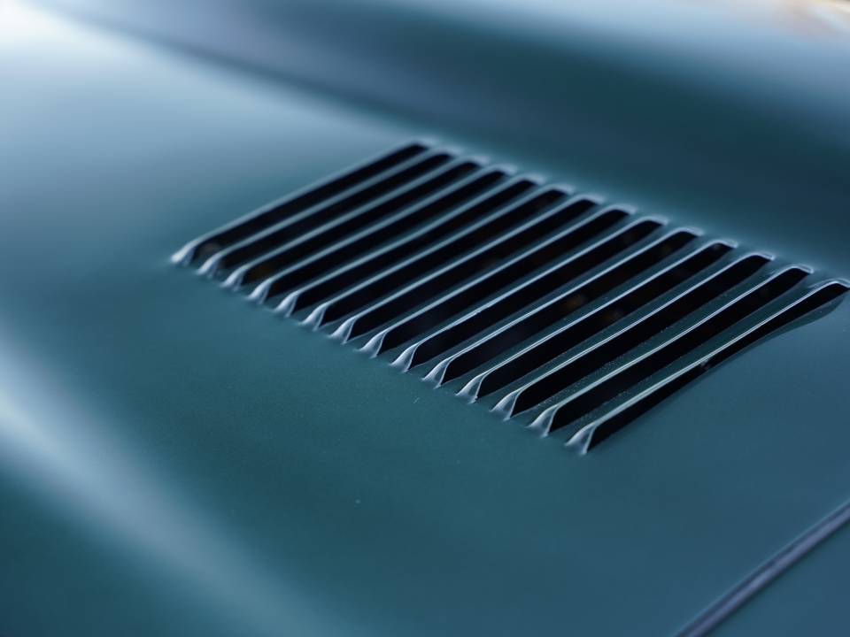 Image 30/50 de Jaguar E-Type 4.2 (1967)