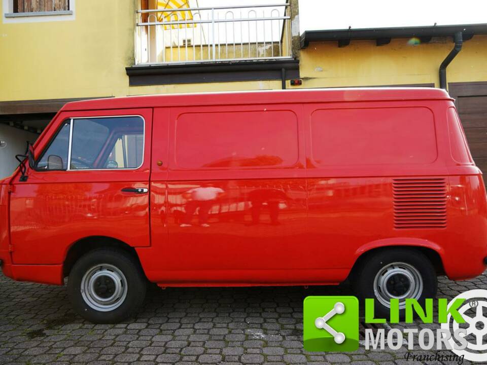 Bild 4/10 von FIAT 900T (1977)