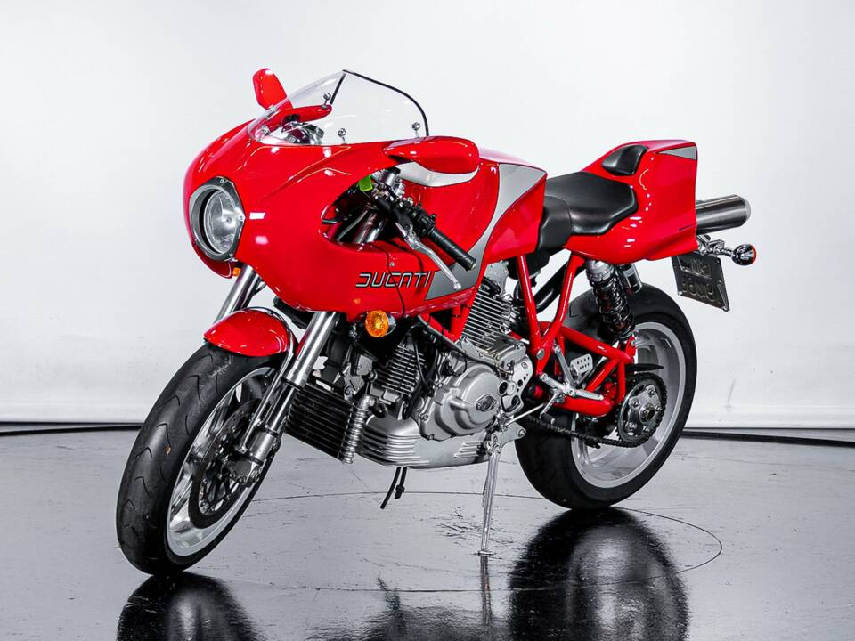 Bild 7/46 von Ducati DUMMY (2002)
