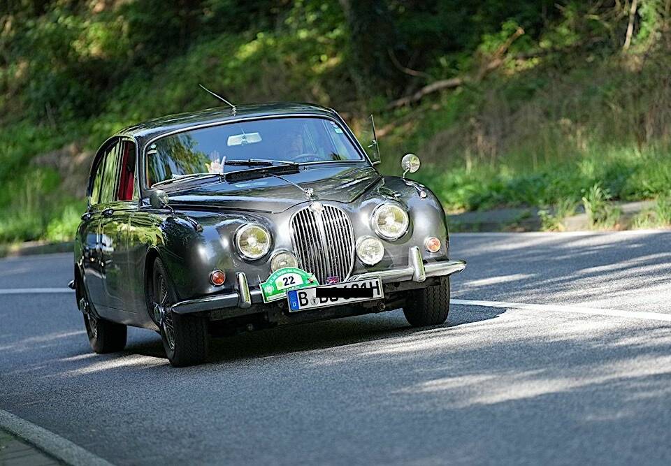 Immagine 1/15 di Jaguar Mk II 3.8 (1968)