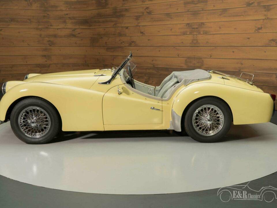 Afbeelding 5/19 van Triumph TR 3A (1959)