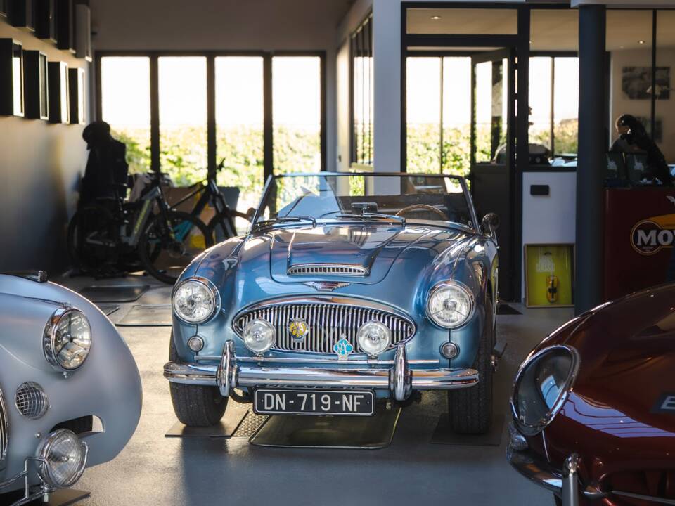Image 17/18 of Austin-Healey 3000 Mk II (BJ7) (1963)