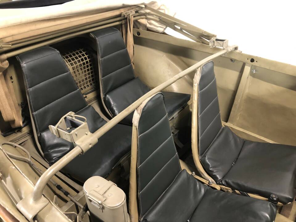 Imagen 5/28 de Volkswagen Schwimmwagen (1944)