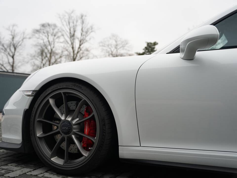Bild 38/50 von Porsche 911 GT3 (2015)