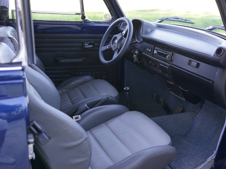 Immagine 11/15 di Volkswagen Maggiolone 1303 LS (1973)