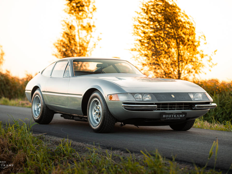 Bild 6/18 von Ferrari 365 GTB&#x2F;4 Daytona (1969)