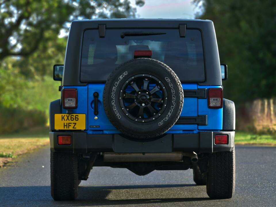 Bild 10/50 von Jeep Wrangler 3.8 &quot;75th Aniversary&quot; (2016)