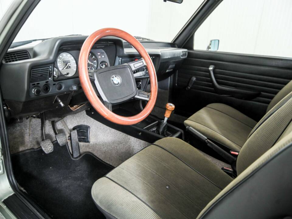 Afbeelding 11/50 van BMW 315 (1983)