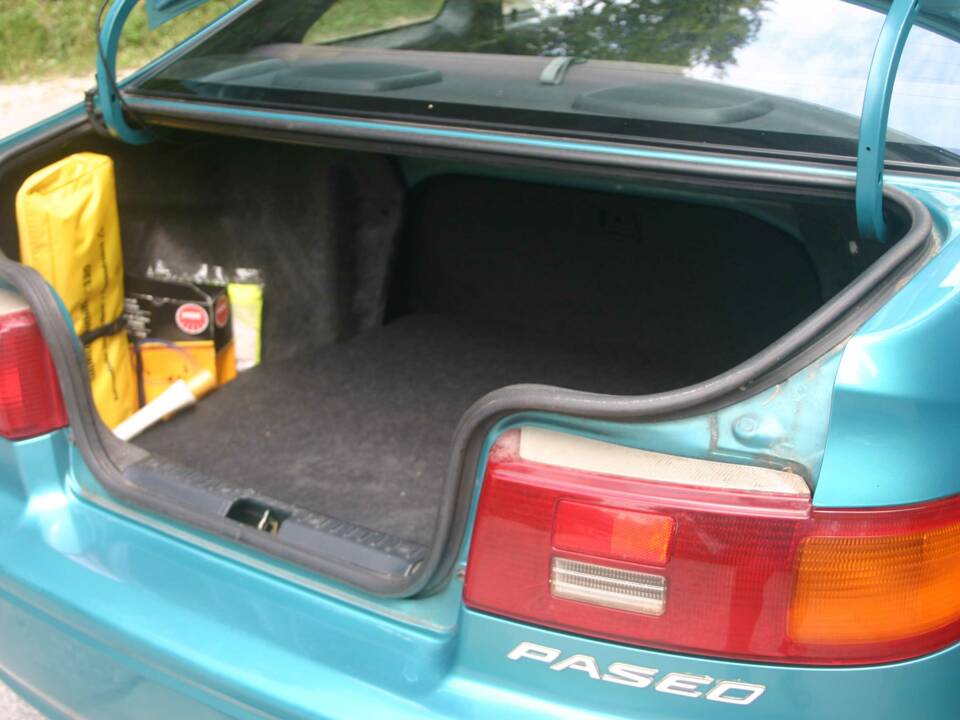 Image 27/51 of Toyota Paseo (1996)