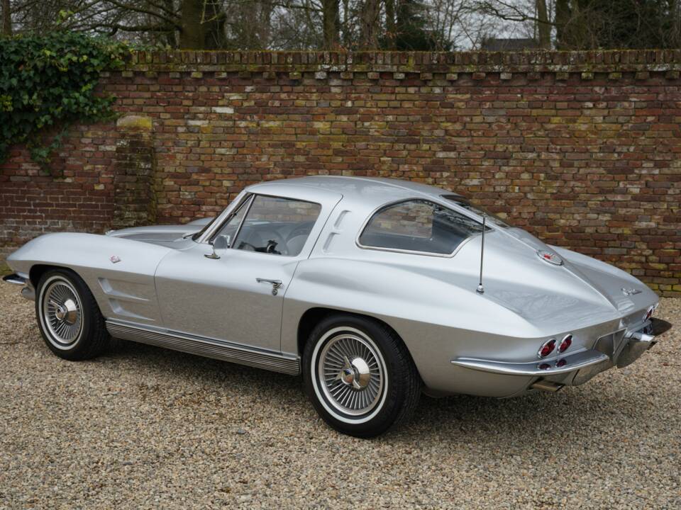 Image 2/50 of Chevrolet Corvette Sting Ray (1963)