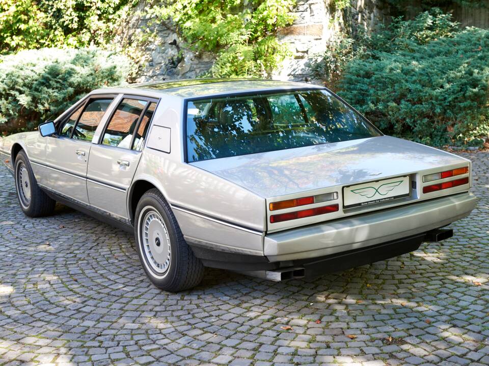 Bild 2/6 von Aston Martin Lagonda (1987)