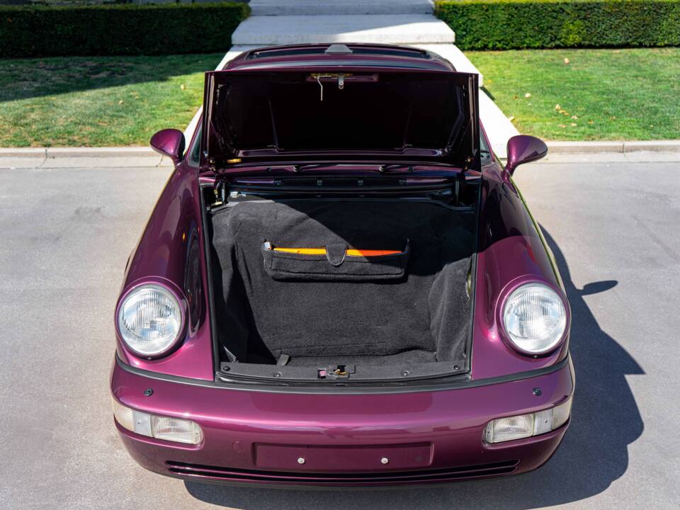 Image 39/46 of Porsche 911 Carrera 4 (1992)