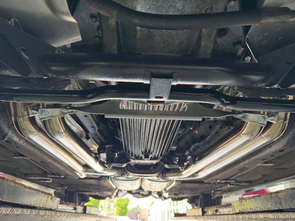 Image 29/37 of BMW 850i (1991)