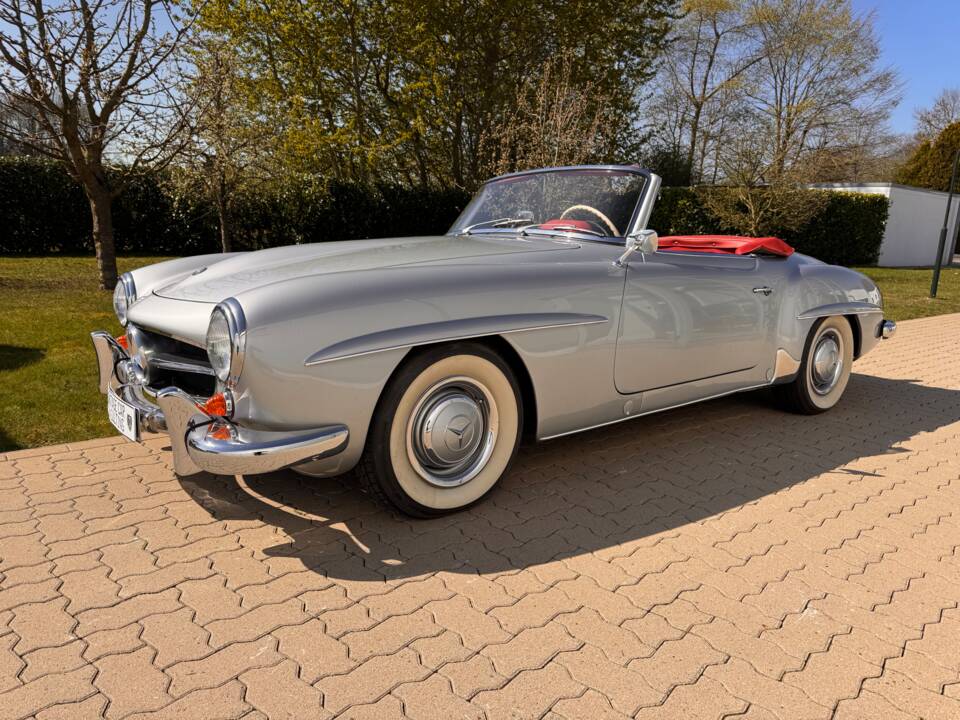 Image 3/77 of Mercedes-Benz 190 SL (1960)
